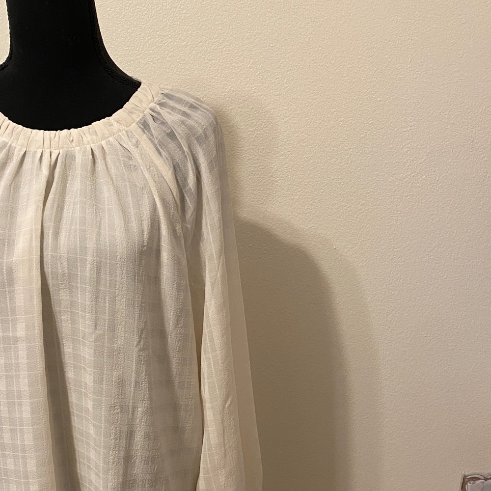 LOFT Cream Long Sleeve Blouse